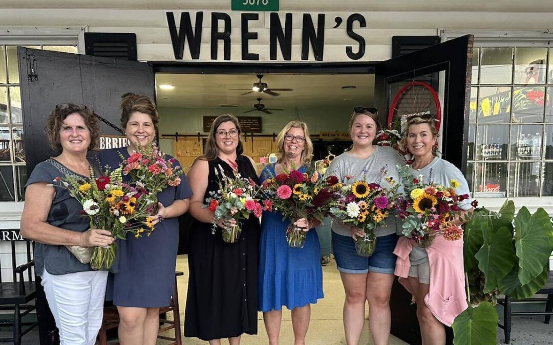 An Evening Picking Flowers – Garden Tour & Floral Arrangement Workshop